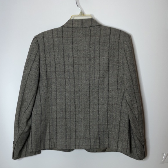 VINTAGE Edgeworth Clothiers Women's Gray Jacket and Skirt Suit 2 piece Dress 10 - Picture 9 of 13